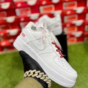 NIKE AIR FORCE 1 SUPREME (DOT PERFECT)