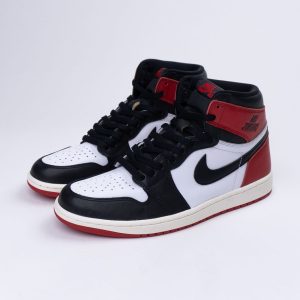 Nike Air Jordan 1 High Retro OG Satin Black Toe