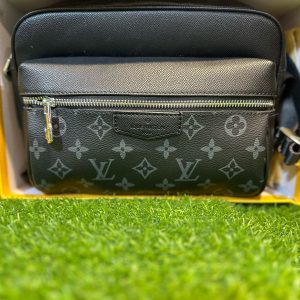 LV Side Bag (Black)
